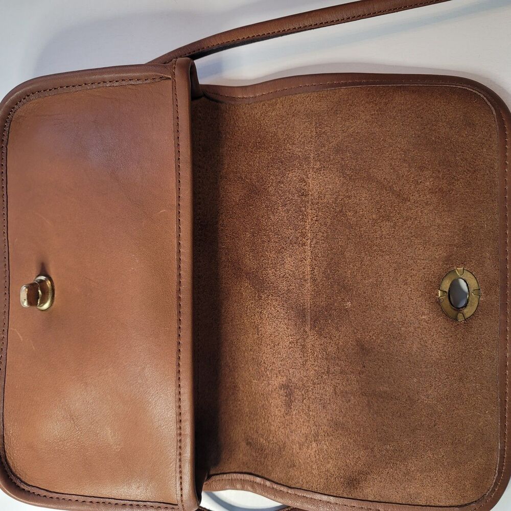 Vintage Coach Dinky Bag NYC Leather Turnlock Crossbody Bag Brown 051-9648 USA - Picture 11 of 12